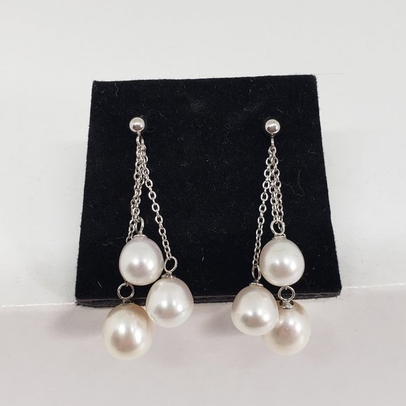 White Freshwater Pearl Dangle Cluster Earrings (NWOT) - Picture 4 of 9